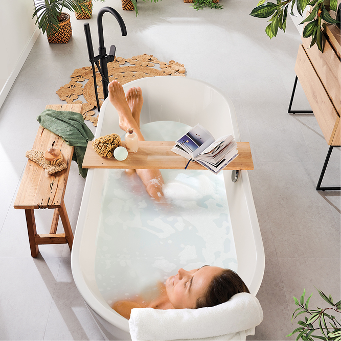 Studio build shoots bathroom