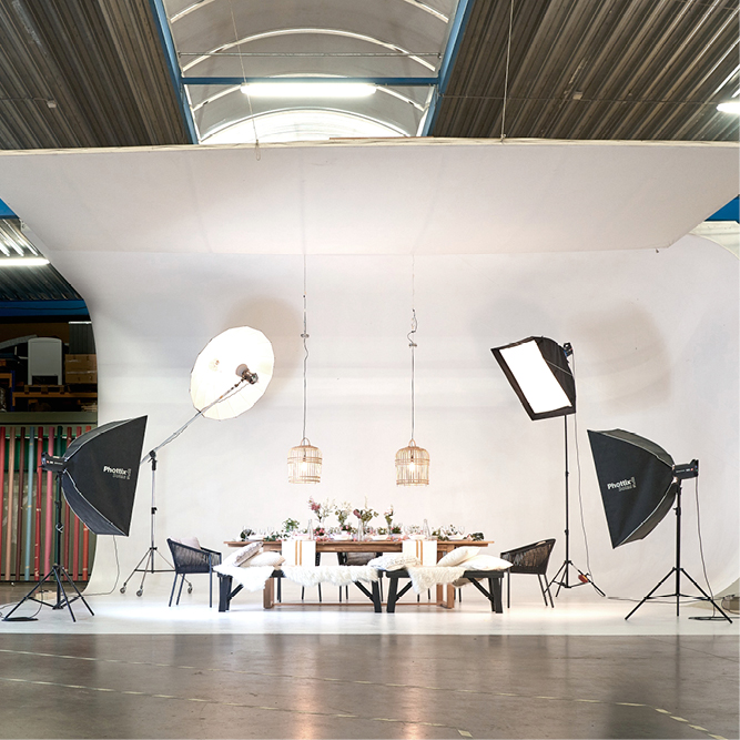 set design for large scale